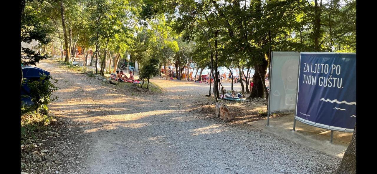 Villa Mira ***** Pinezići エクステリア 写真